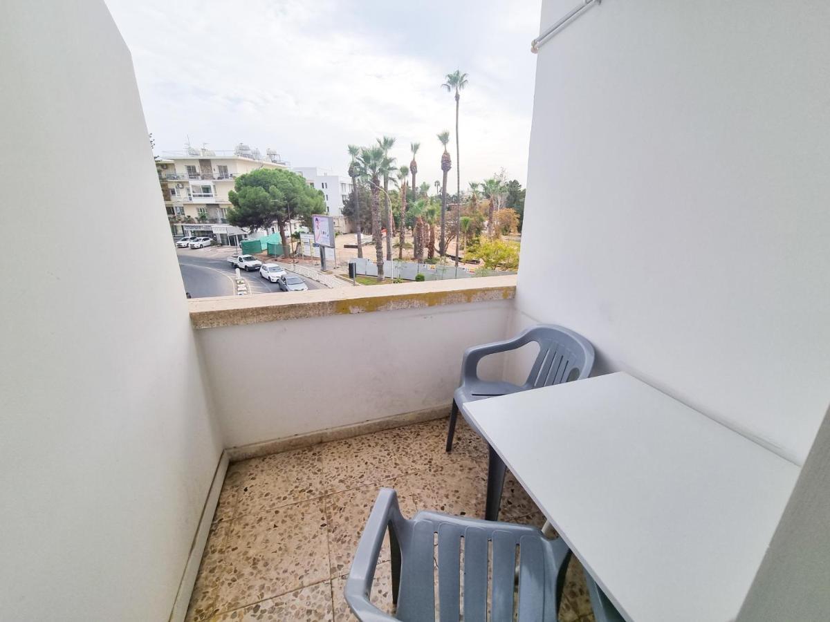 Larnaca Garden Rooms Exterior photo